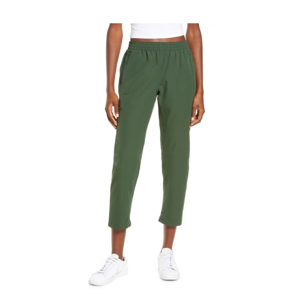 NWOT Outdoor Voices Rectec crop pant